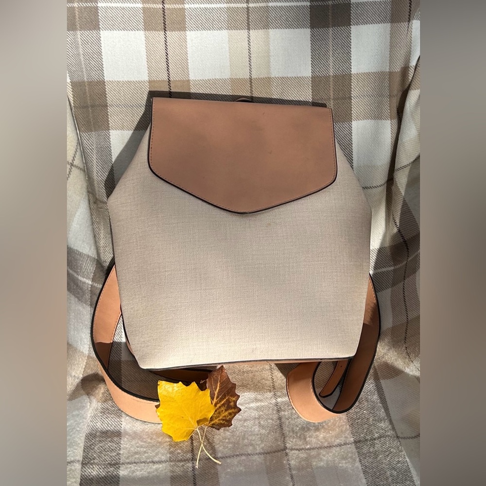 Caracol Vegan Backpack